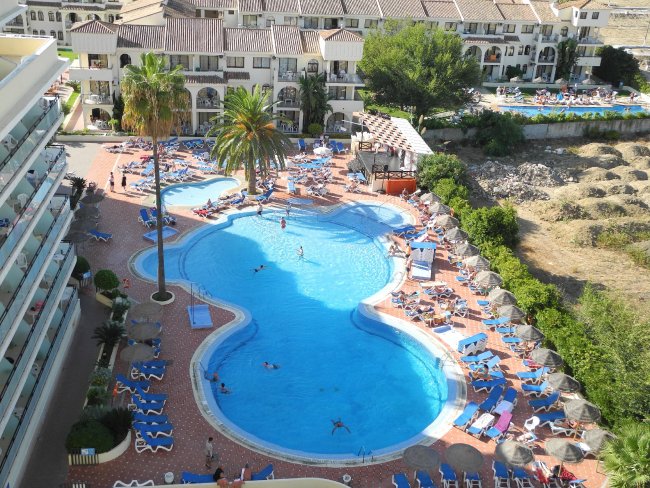 Poolbereich - Hotel Puente Real - Torremolinos Poolbereich