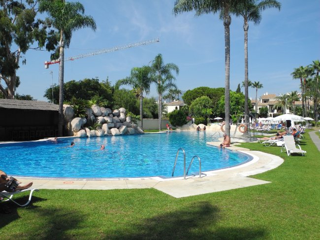 Hotelpool - Hotel Bluebay Banus - Marbella Hotelpool