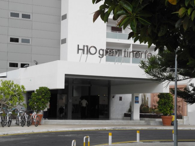 Hoteleingang - Hotel H10 Gran Tinerfe - Costa Adeje Hoteleingang