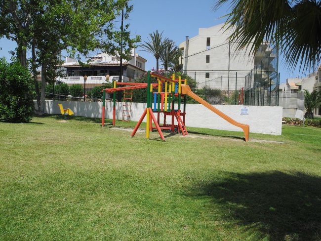 Spielplatz - Hotel Globales América - Cales de Mallorca Spielplatz
