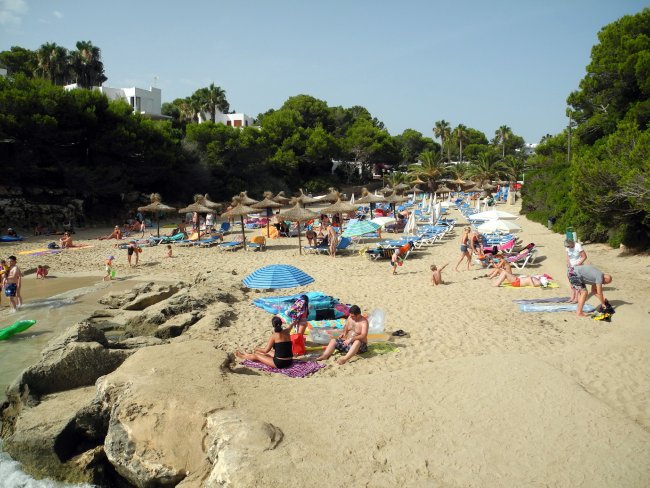 Nächster Strand - Hotel Club Calimera Es Talaial - Cala d`Or Nächster Strand