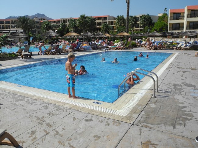 Nebenbecken - Hotel Atlantica Aegean Blue - Kolymbia Nebenbecken