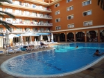 Pool im Nordbereich des Hotels