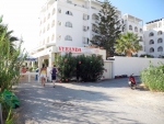 Uferpromenade vor dem Hotel Glaros Beach