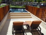 Terrasse einer Junior Swim Up Suite